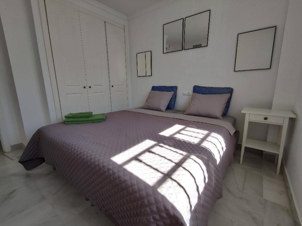 Room Near The Sea Марбелья Номер фото